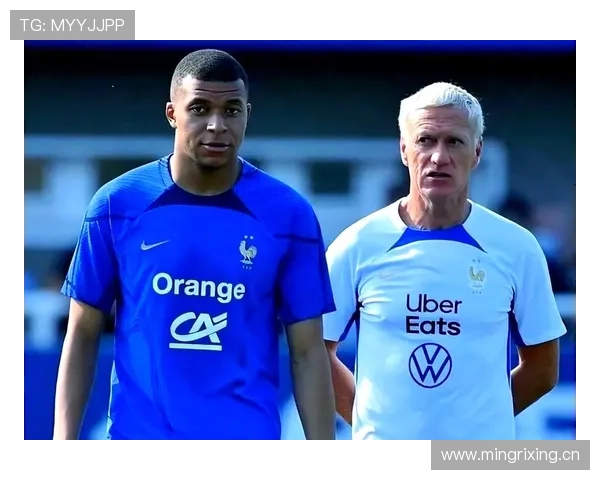 法国节目主持人:姆巴佩试图掌控法国队,他和德尚的关系紧张 法国节目主持人:姆巴佩试图掌控法国队,他和德尚的关系紧张